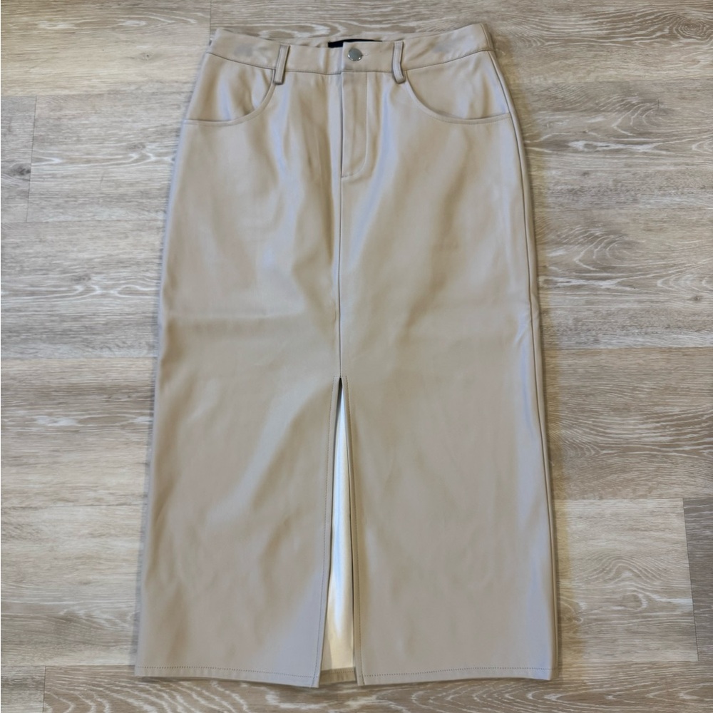 Vero Moda Elegant Beige Women's Skirt - Sz Medium